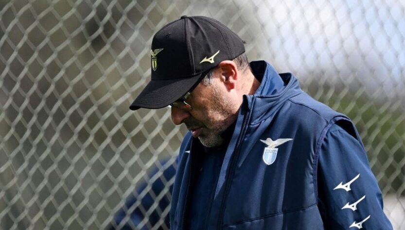 Krisis di Lazio: Nyaris Kehilangan Maurizio Sarri Akibat Embargo Transfer