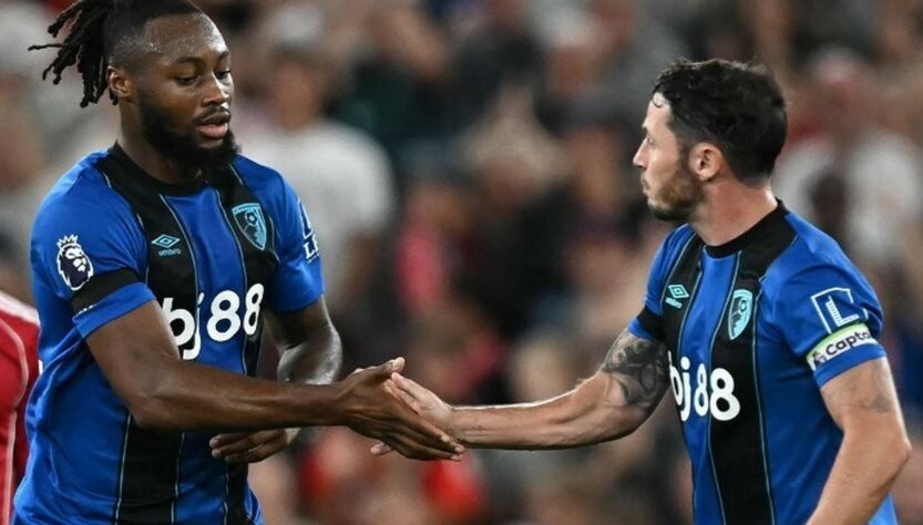 Skandal Rasialisme Guncang Anfield: Laga Liverpool vs Bournemouth Dihentikan