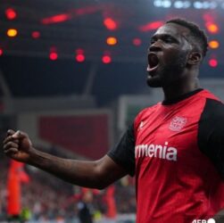 Keraguan AC Milan: Transfer Victor Boniface Batal karena Cedera Lutut