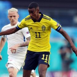 Liverpool Resmi Rekrut Alexander Isak, Pecahkan Rekor Transfer Liga Inggris