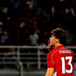Debutan Gemilang: Kluivert Puji Zijlstra dan Jonathans Usai Kemenangan Telak Timnas Indonesia