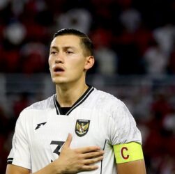 Momen Reuni Emosional Jay Idzes: Bangkit dari Kekecewaan Timnas, Hadapi Mantan Mentor di Serie A