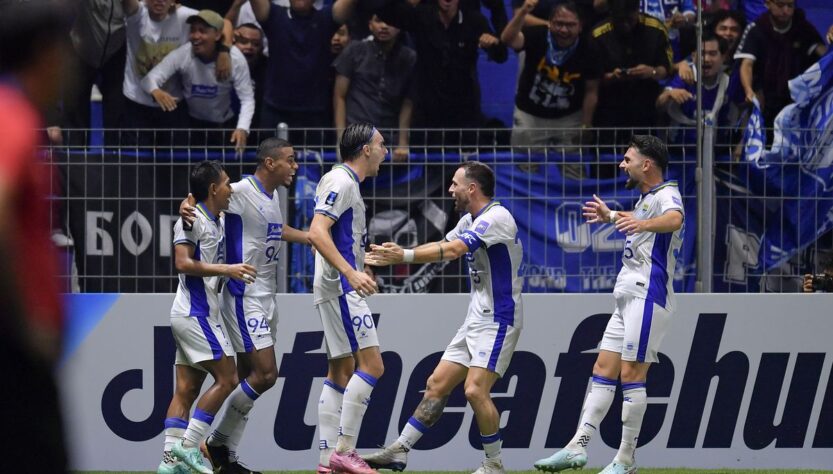 Laga Penentu Grup G ACL 2: Bojan Hodak Instruksikan Persib Bandung Fokus Penuh Hadapi Bangkok United
